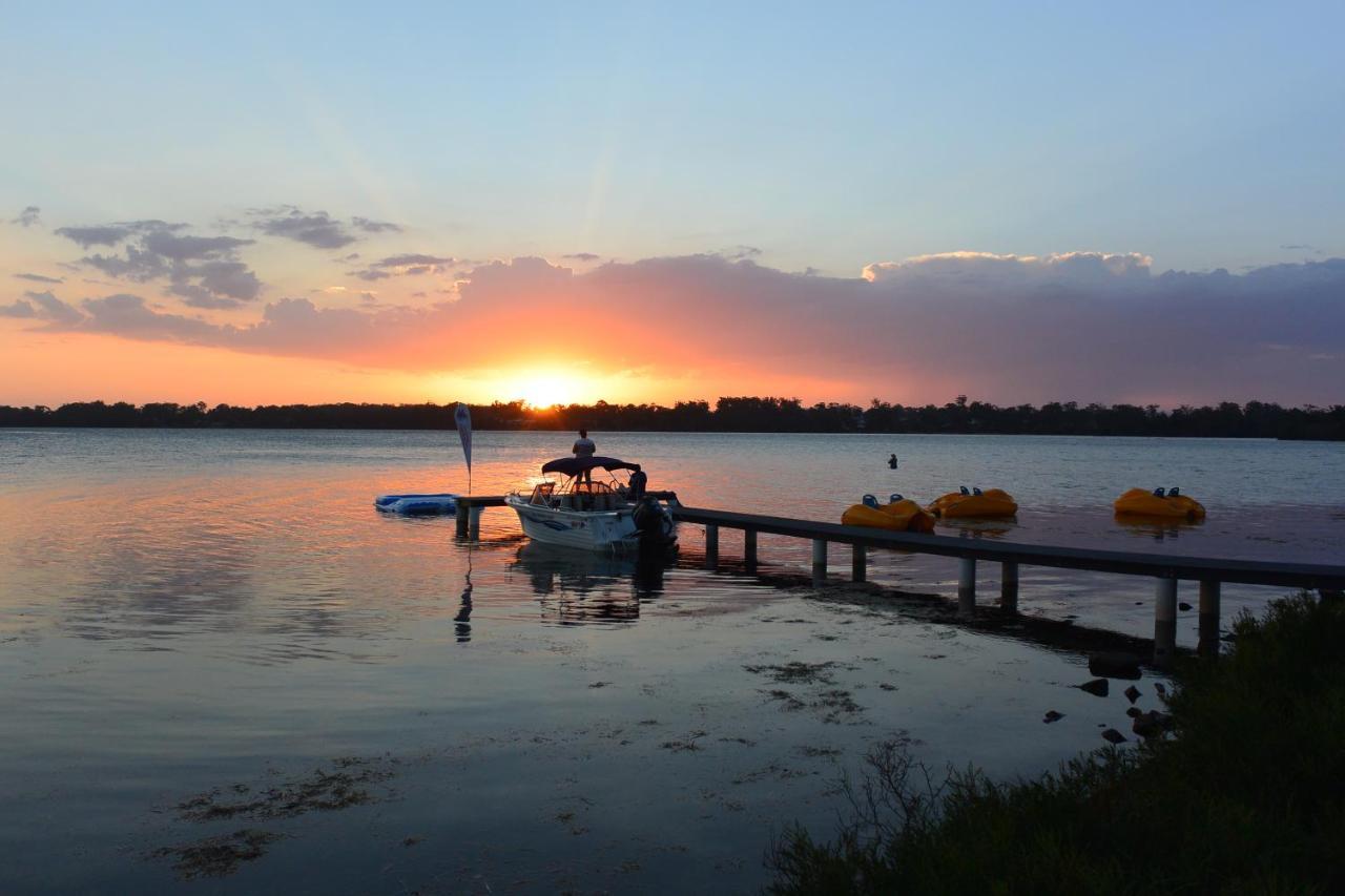 Dungowan Waterfront Alojamiento Erowal Bay Exterior foto