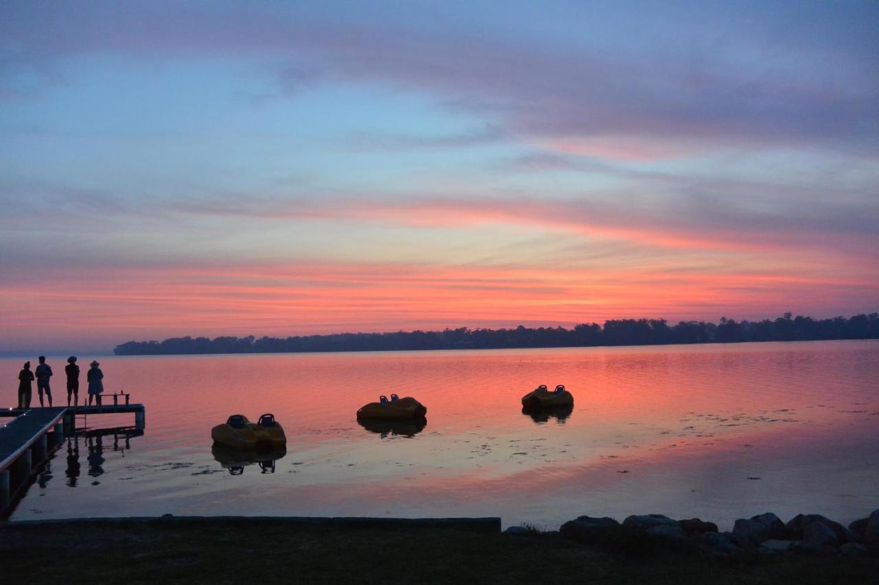 Dungowan Waterfront Alojamiento Erowal Bay Exterior foto